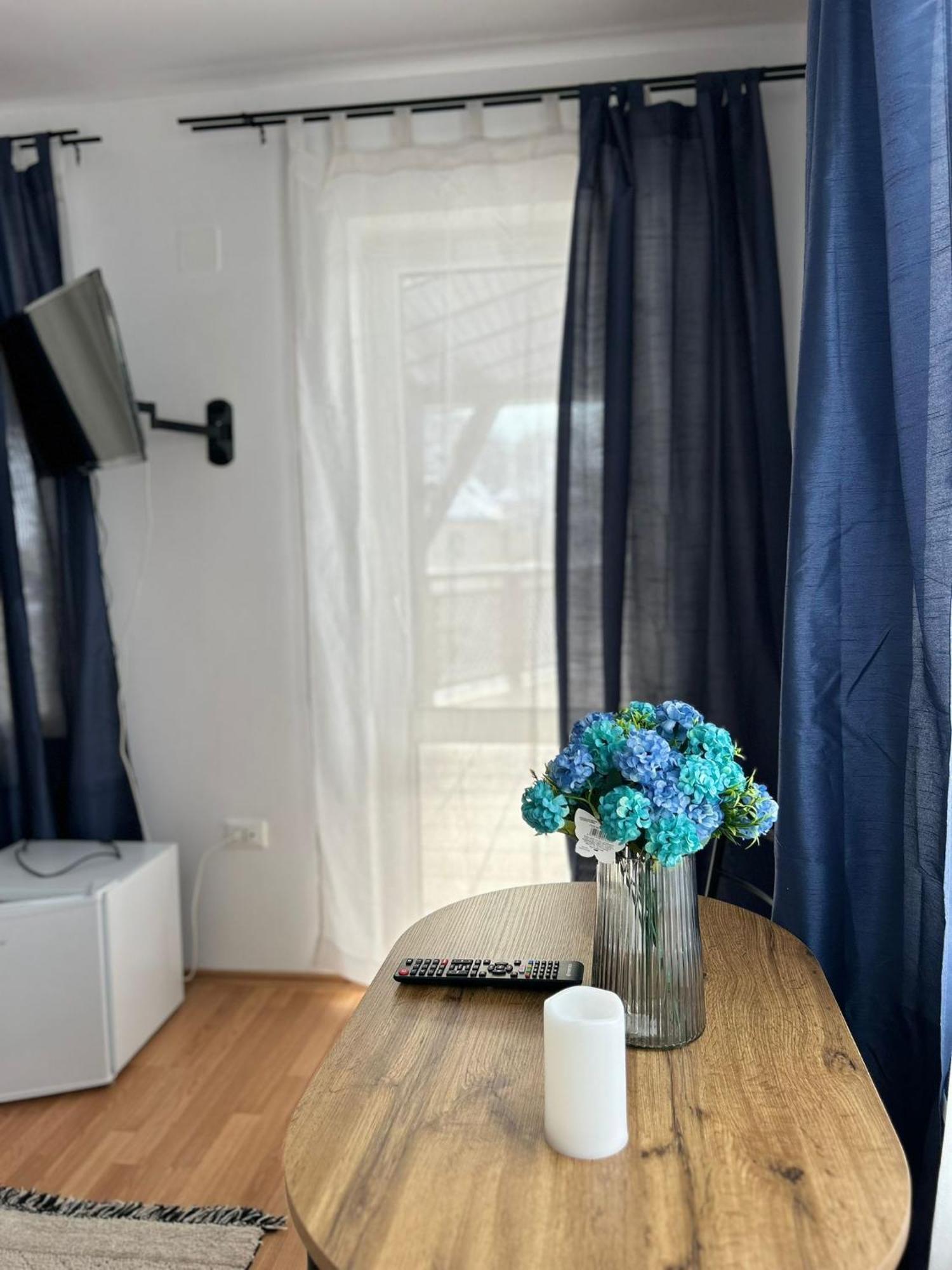 Ambra Room'S Брашов Экстерьер фото